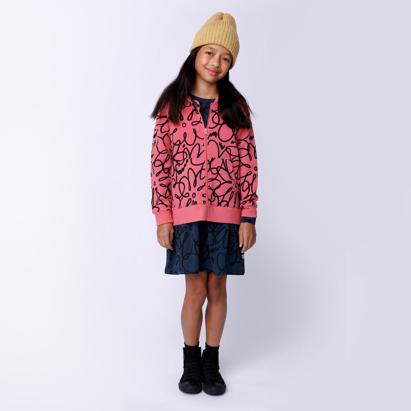 Flower Outline Furry Zip Up