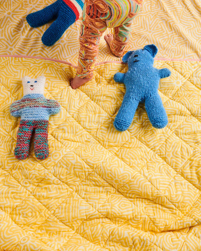 Kalaya Tjukurpa Straw Organic Cotton Quilted Cot Bedspread 100cm x 120cm