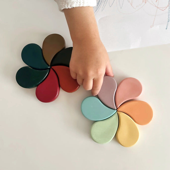 Petal Shaped Crayons