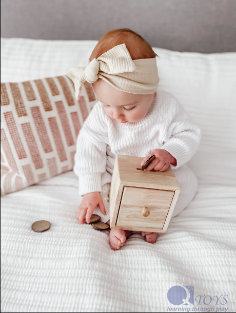 Montessori Disc Post Box