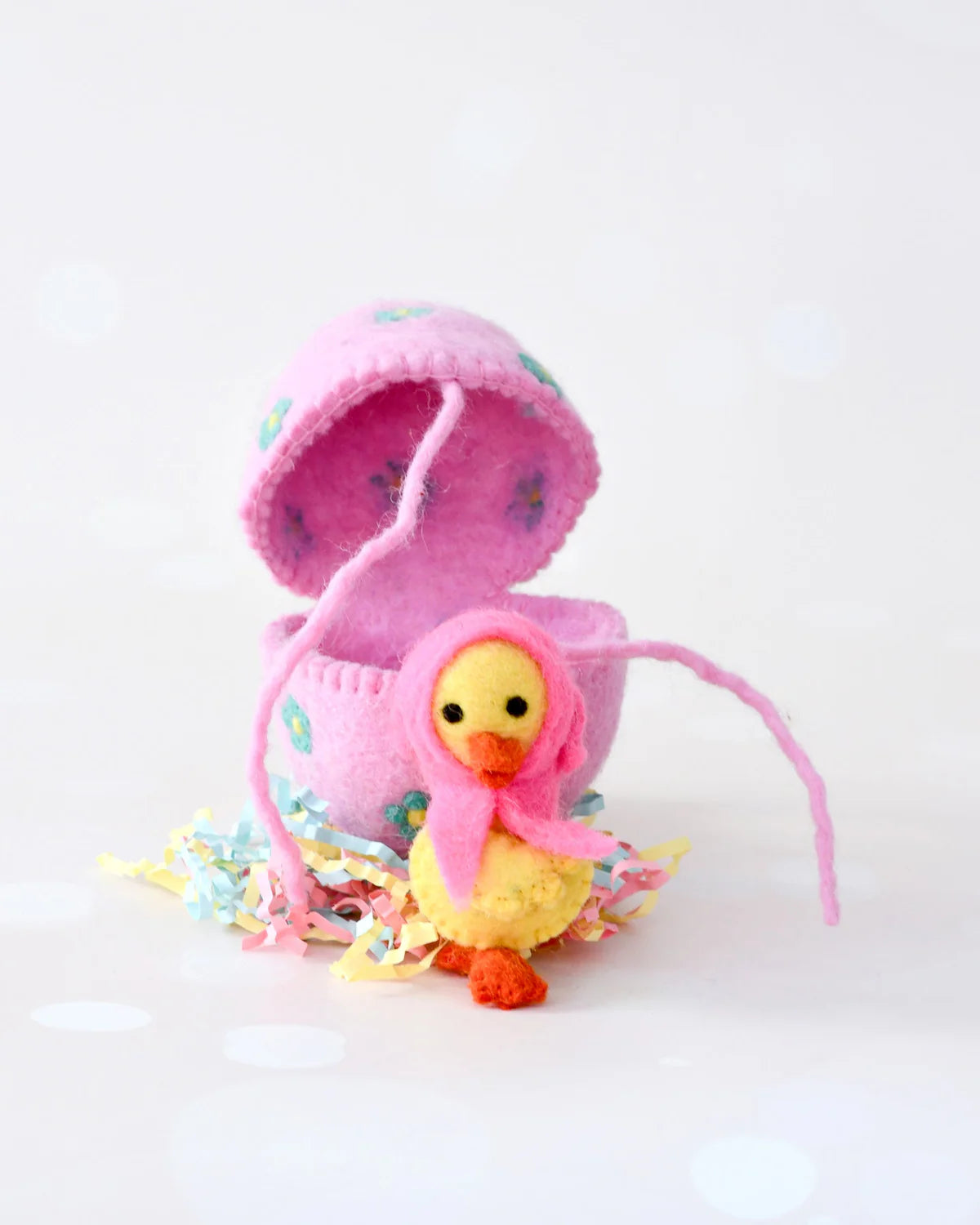 Felt Surprise Egg with Yellow Duckling Inside