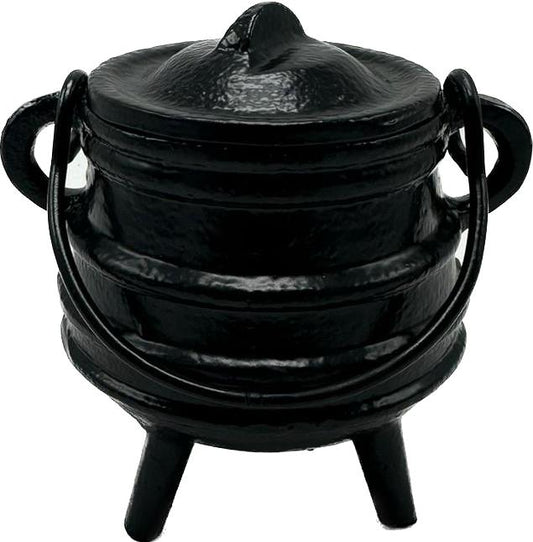 Black Cauldron with Lid