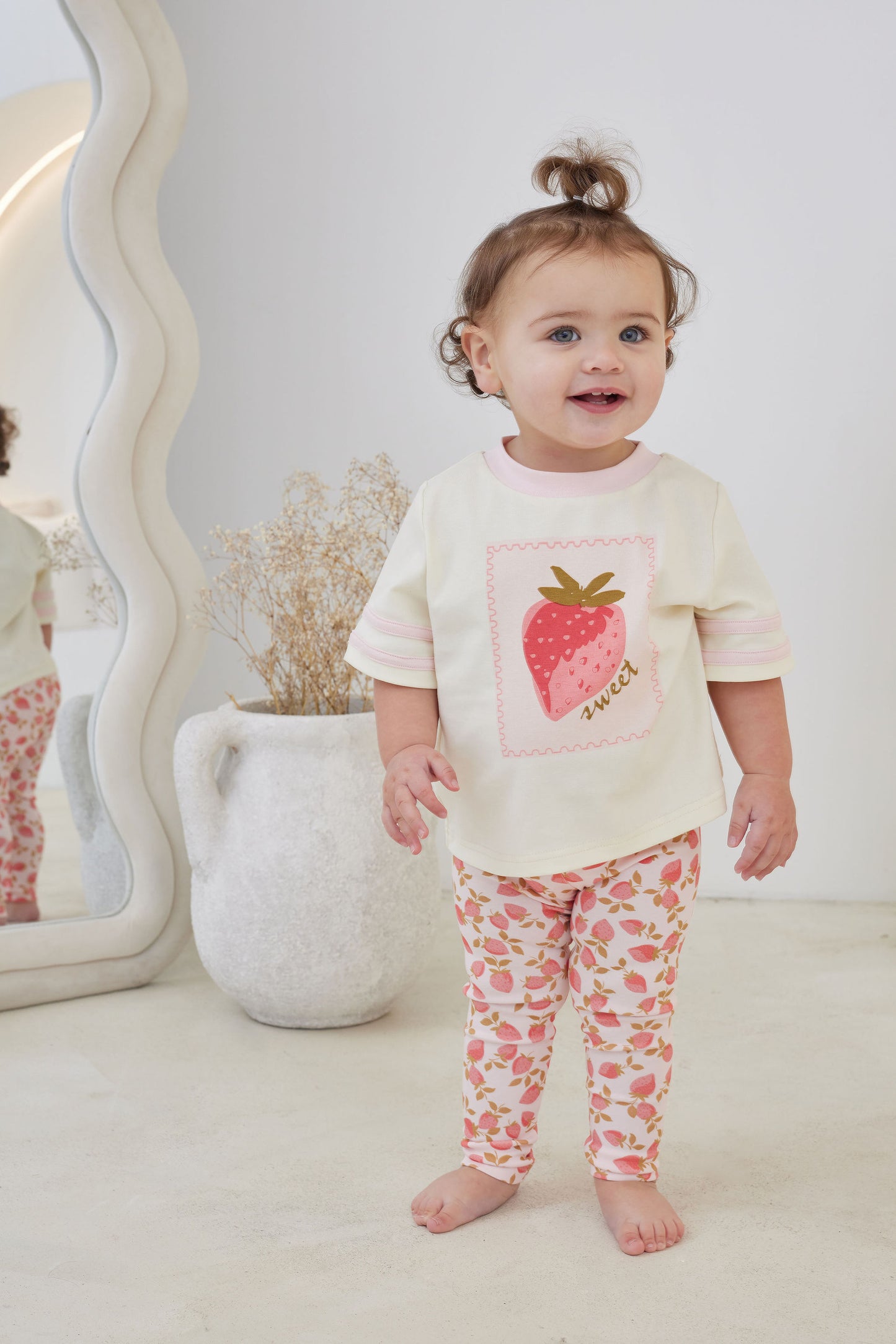 Strawberry Dream Leggings