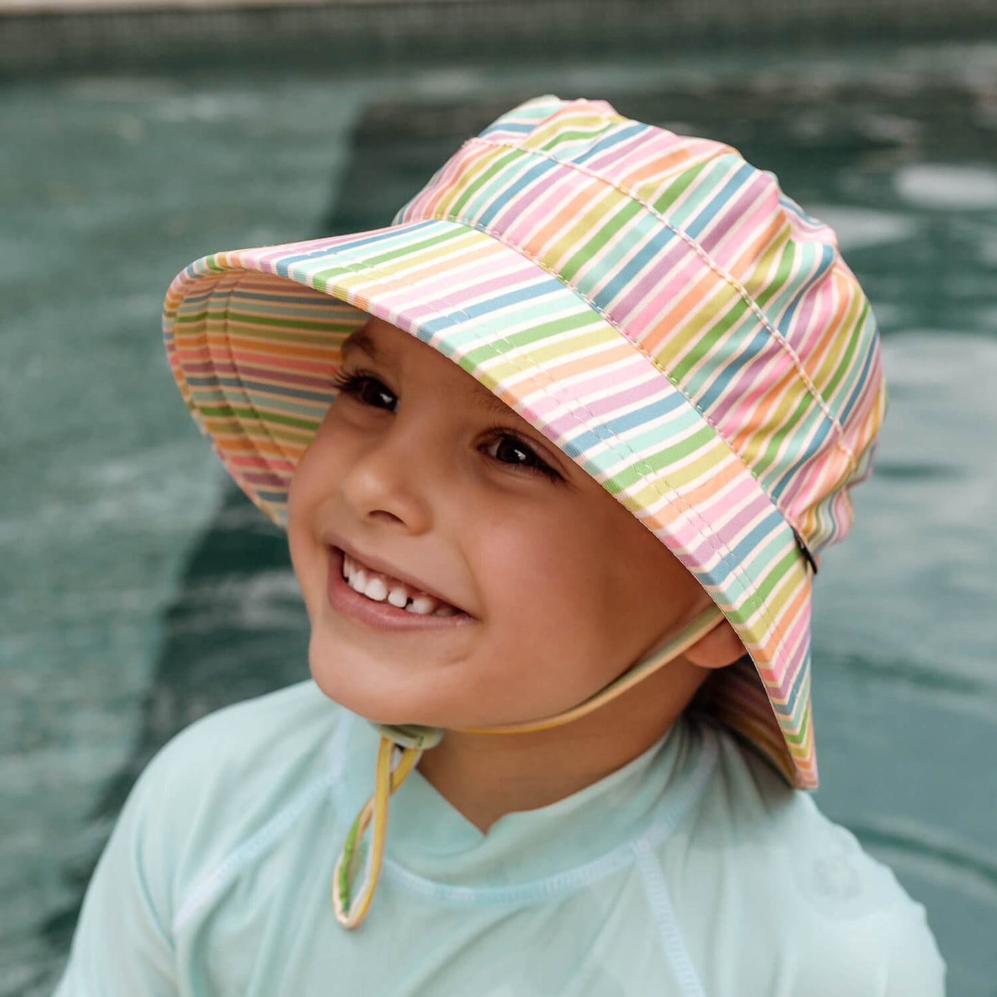 Kids Classic Swim Bucket Beach Hat - Rainbow Stripe