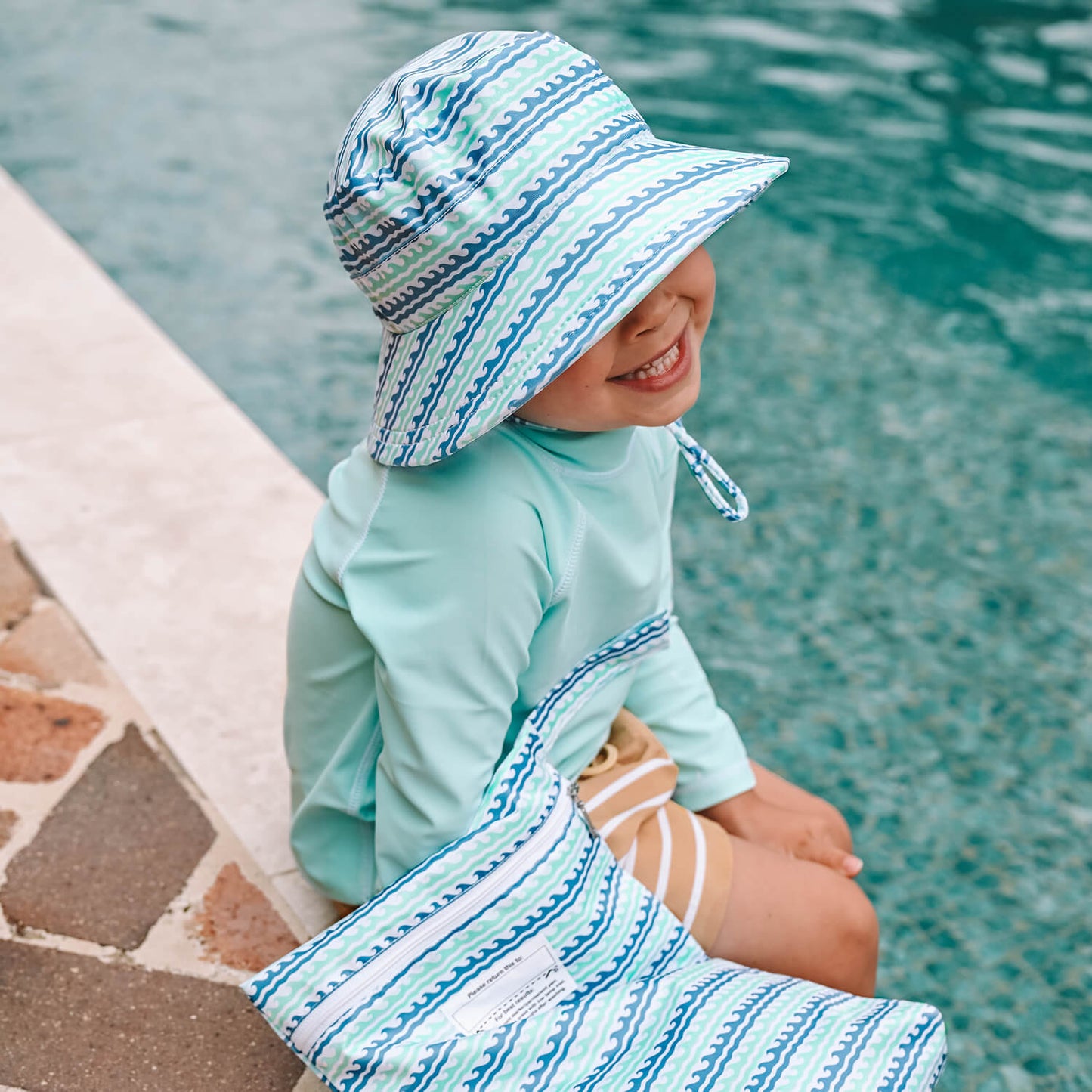 Classic Swim Bucket Beach Hat - Riptide