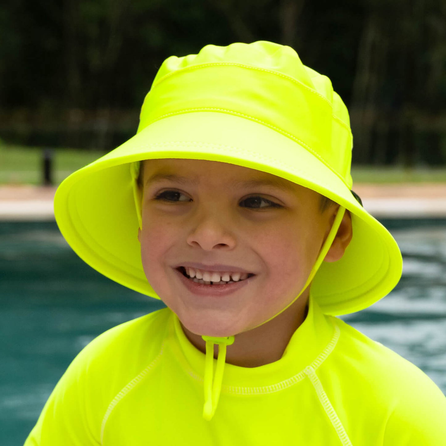 Classic Swim Bucket Beach Hat - Sunburst