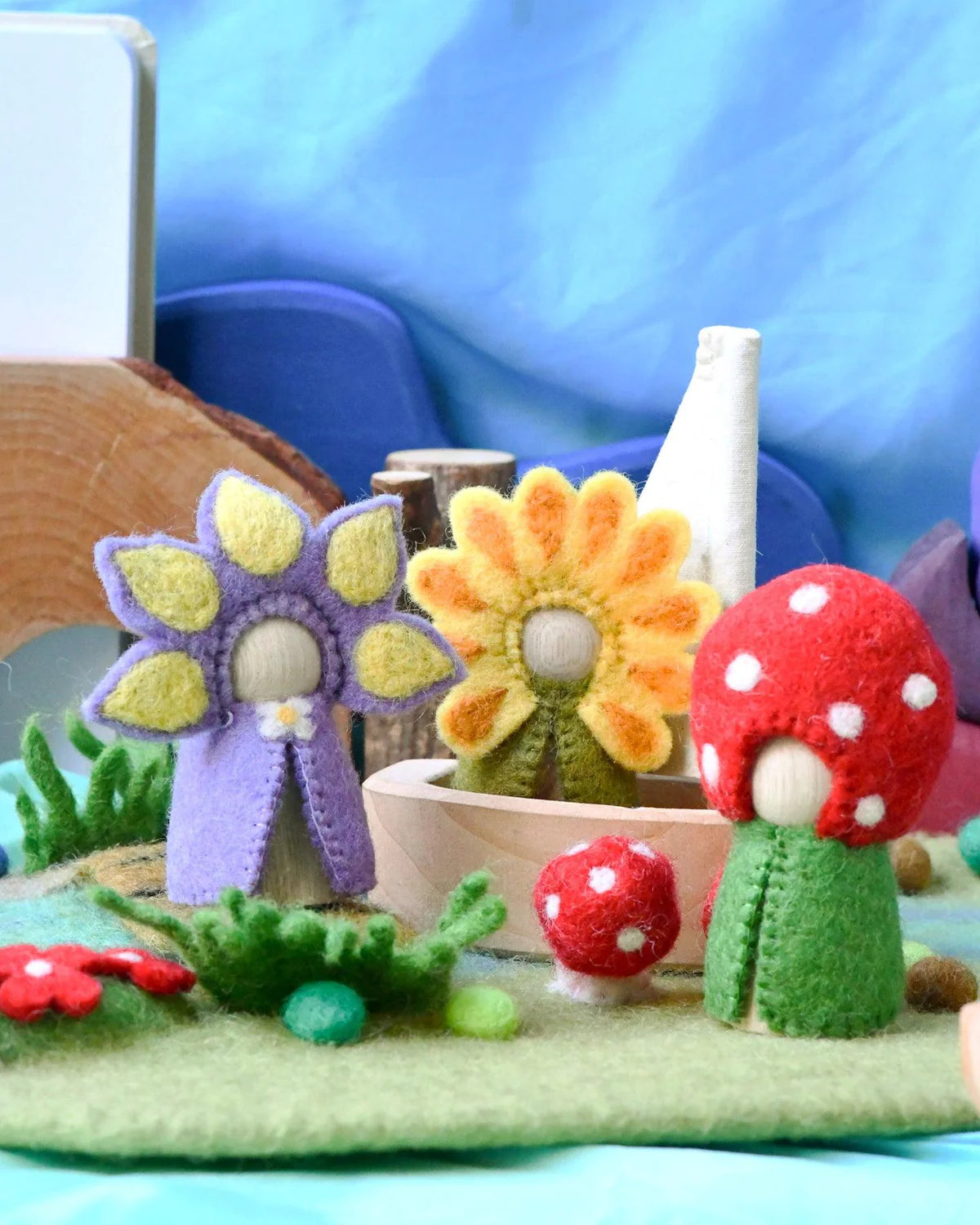 Floral Peg Dolls Set - Sunflower, Iris & Toadstool