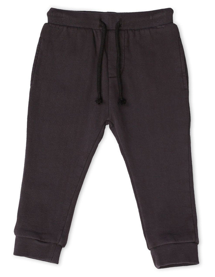 Stand Out Pant in Black
