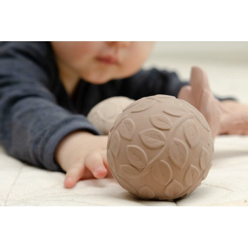 Natruba Leaf Sensory Ball Set in Brown