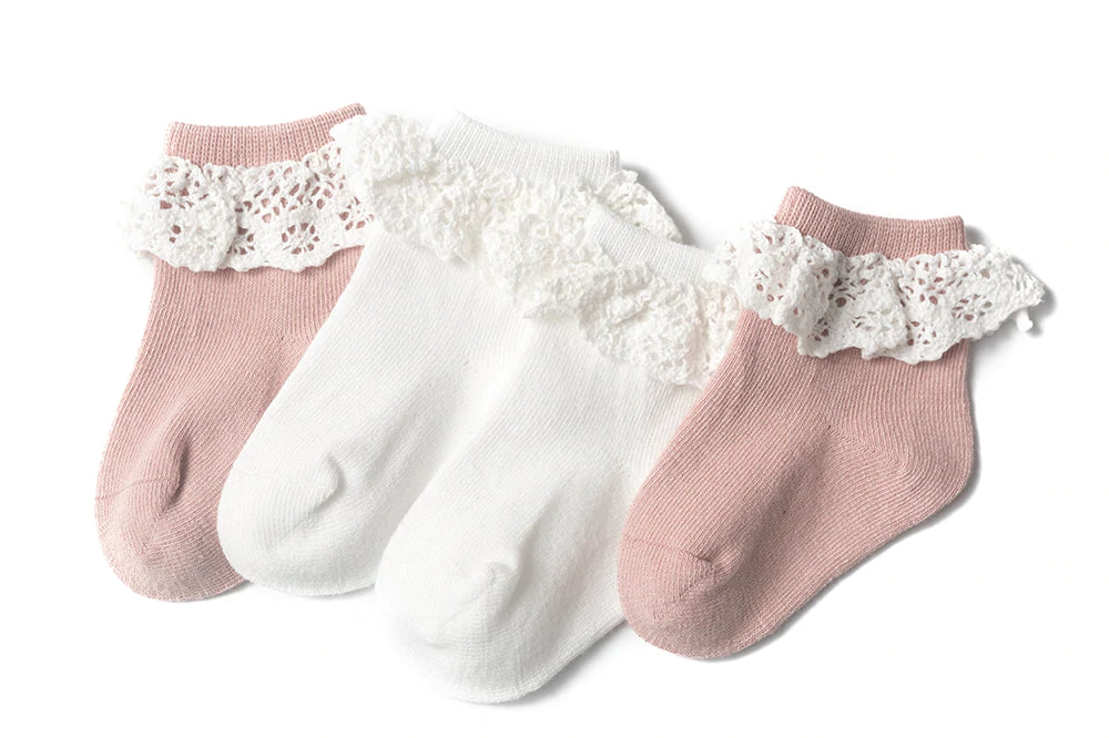 Pretty Cotton Socks in Pink and White